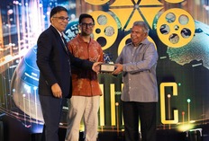IIFTC Awards - Daya Nidhan Pandey, IAS - Secretary cum MD, BFDFC & Rahul Kumar, IAS - GM, BFDFC to SS Lalit Kumar (Accepted by Mukesh Mehta – E4 Entertainment)