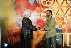 IIFTC Awards - Philippa Mossman - Head of International Marketing, New Zealand Film Commission to Harshith Reddy